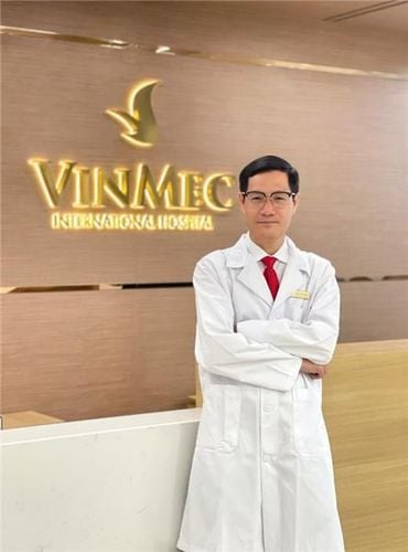 small_Bac_si_Nguyen_Thanh_Quan_0e06027798.jpg